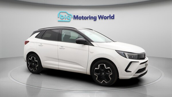 Used Vauxhall Grandland 2024 for sale - 75677763: Photo 2