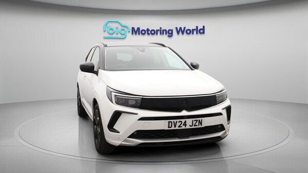 Used Vauxhall Grandland 2024 for sale - 75677763: Photo 3