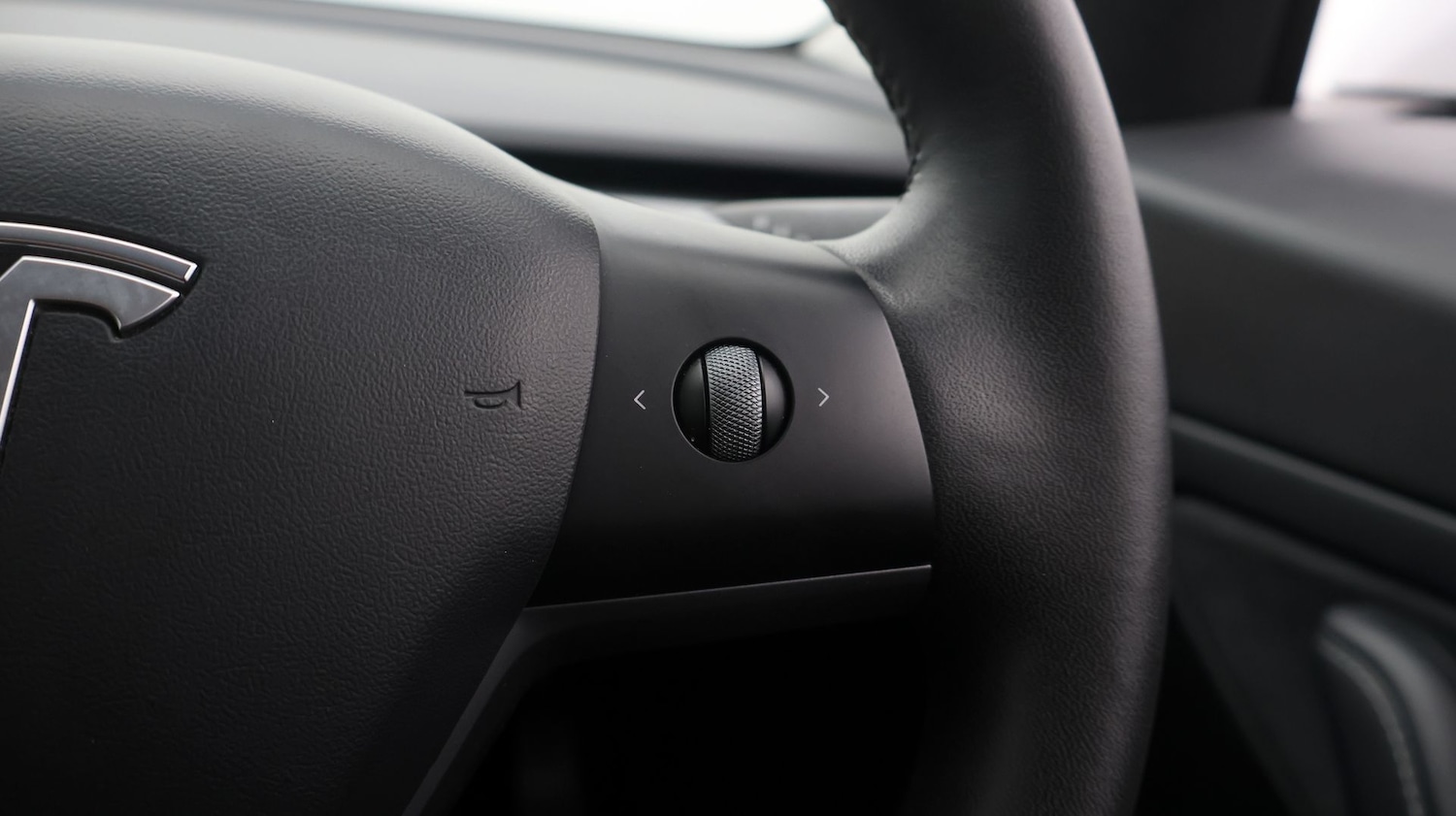 Used Tesla Model 3 2020 for sale - 77349984: Photo 26