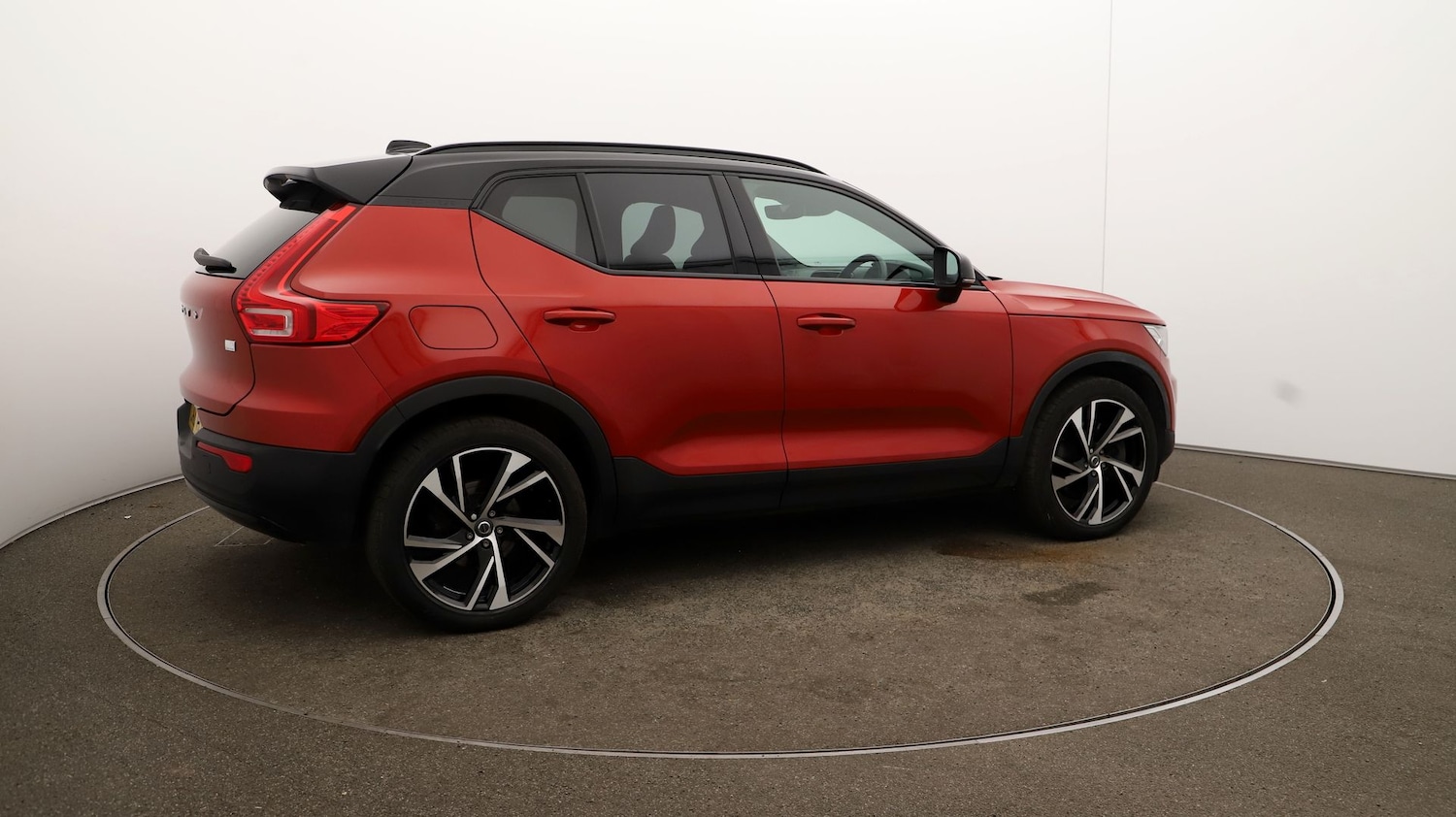 Used Volvo XC40 2021 for sale - 76809528: Photo 44