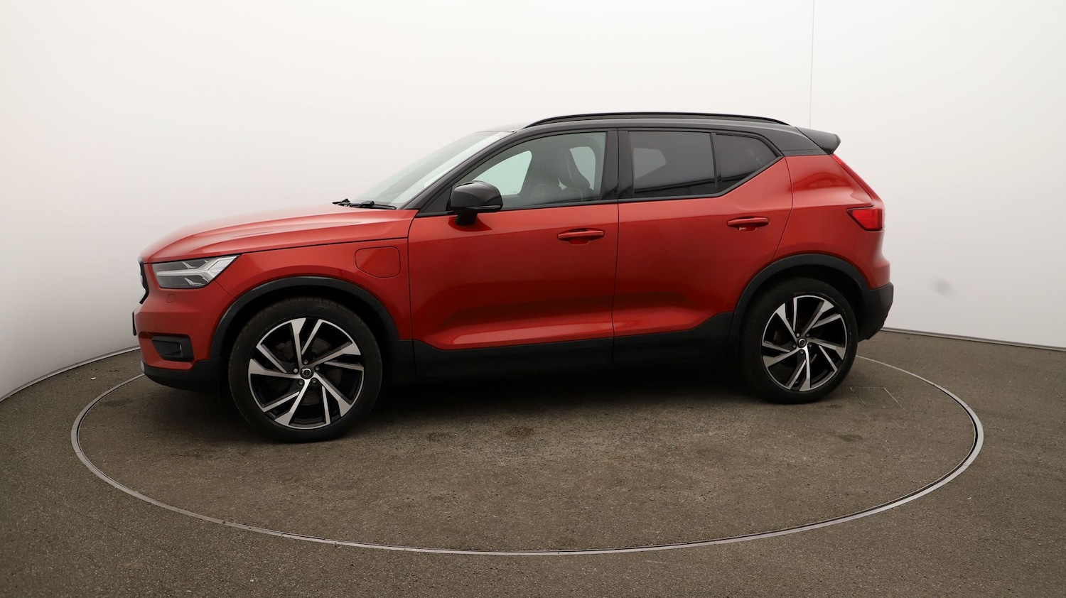 Used Volvo XC40 2021 for sale - 76809528: Photo 58