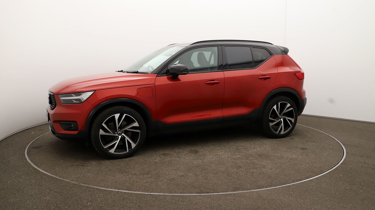 Used Volvo XC40 2021 for sale - 76809528: Photo 59