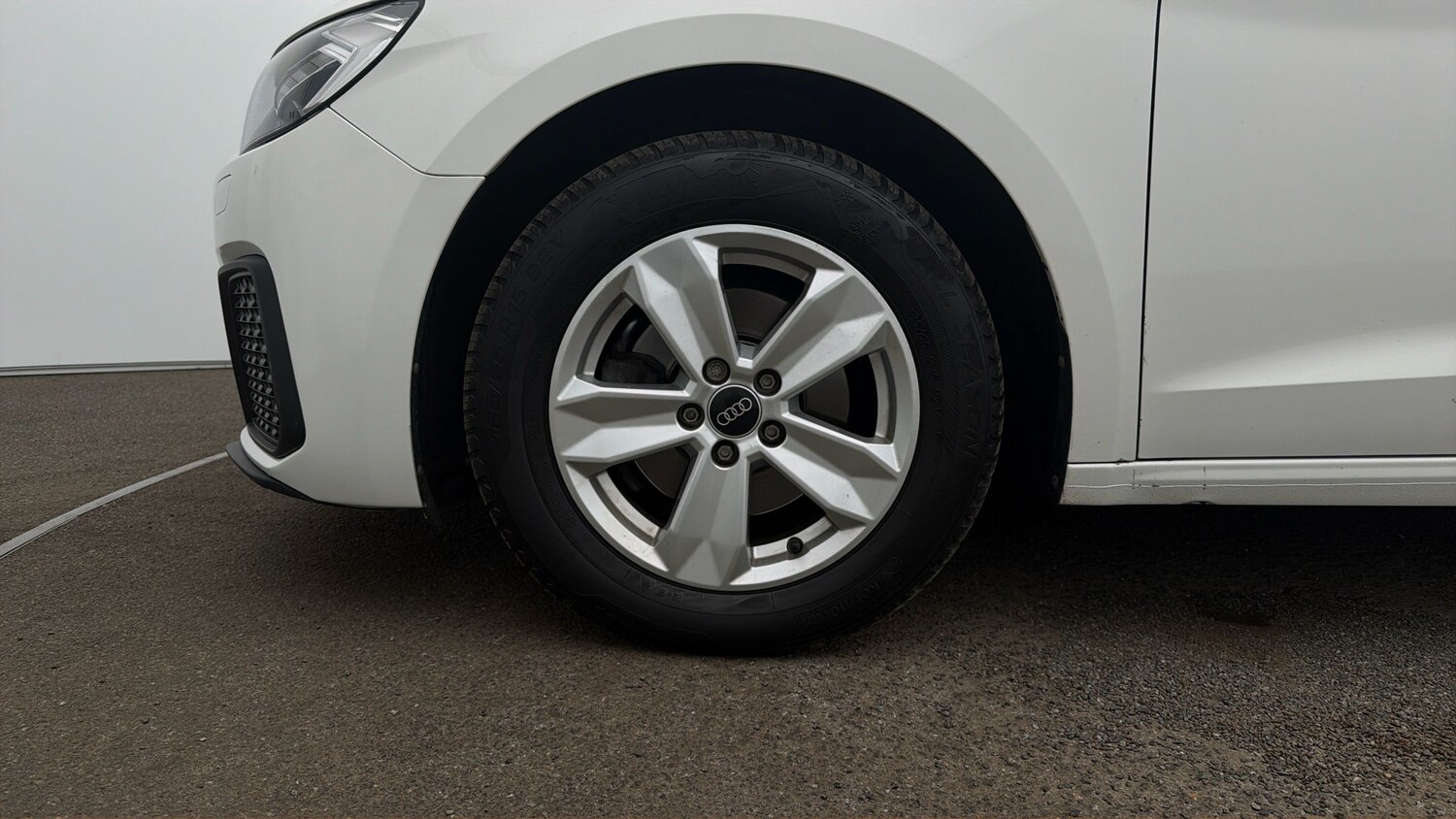 Used Audi A1 for sale - 77963020: Photo 17