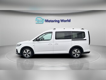 Used Ford Grand Tourneo Connect 2023 for sale - 78962183: Photo