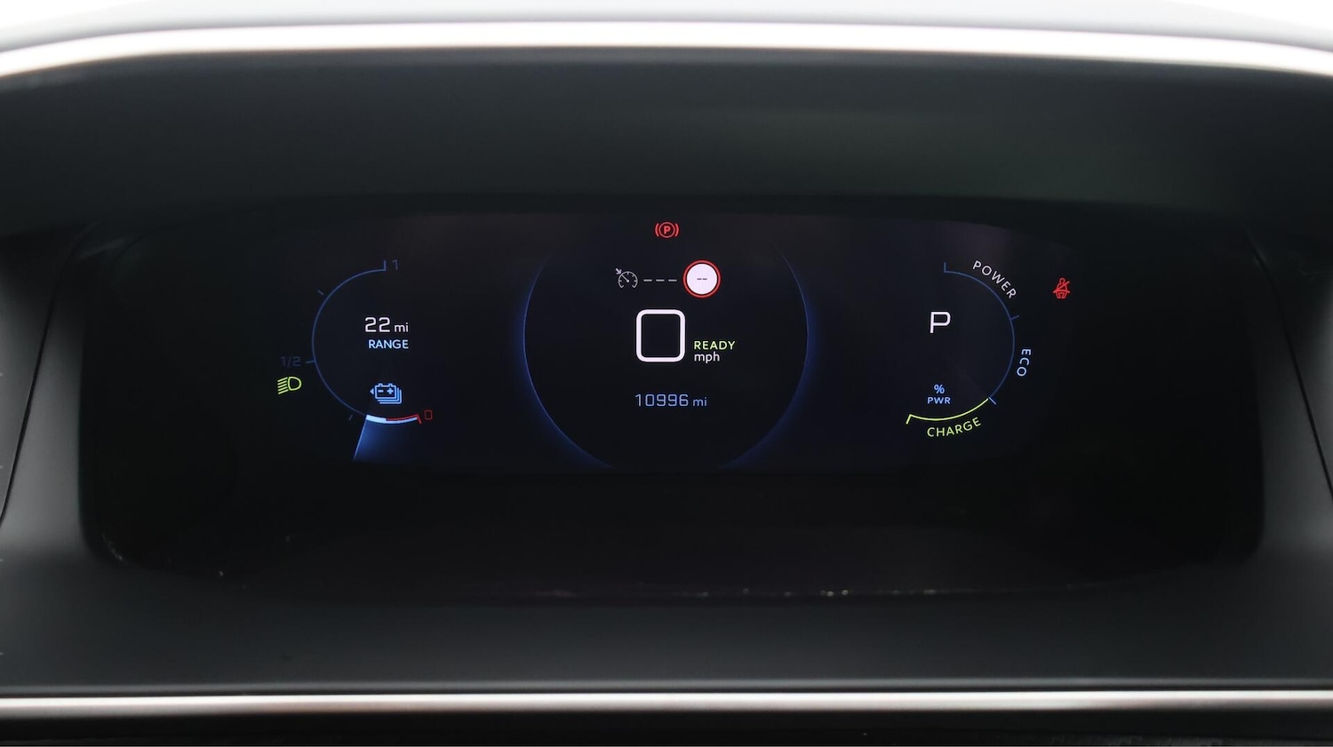 Used Peugeot 2008 2022 for sale - 76549057: Photo 11