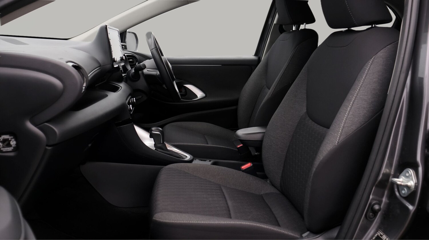 Used Toyota Yaris 2023 for sale - 77517363: Photo 14