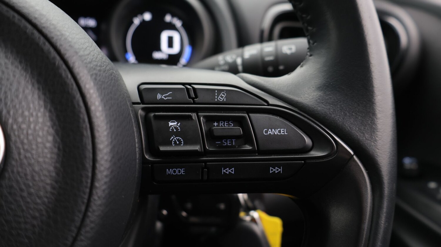 Used Toyota Yaris 2023 for sale - 77517363: Photo 25