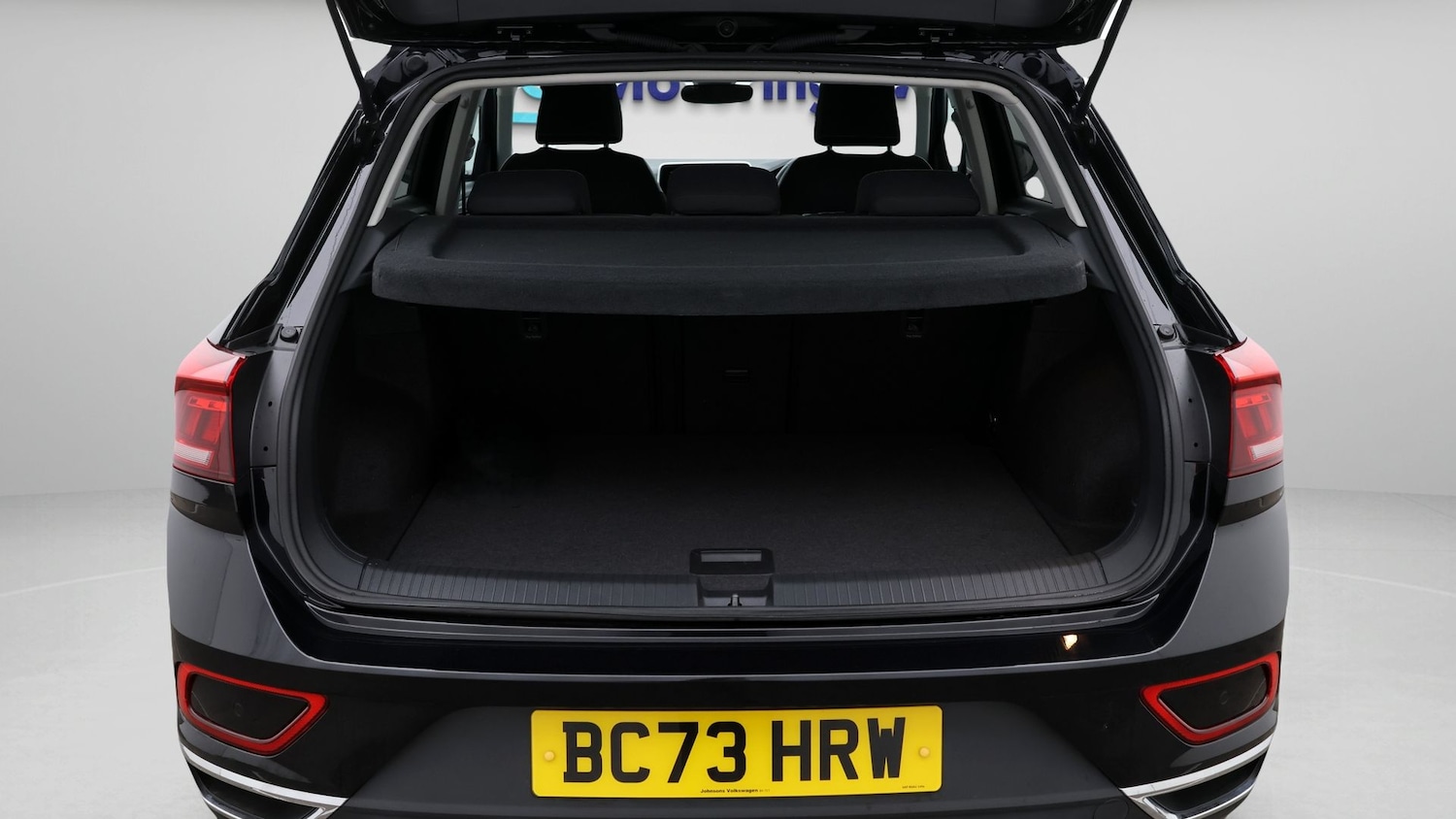 Used Volkswagen T-Roc 2024 for sale - 77262649: Photo 17