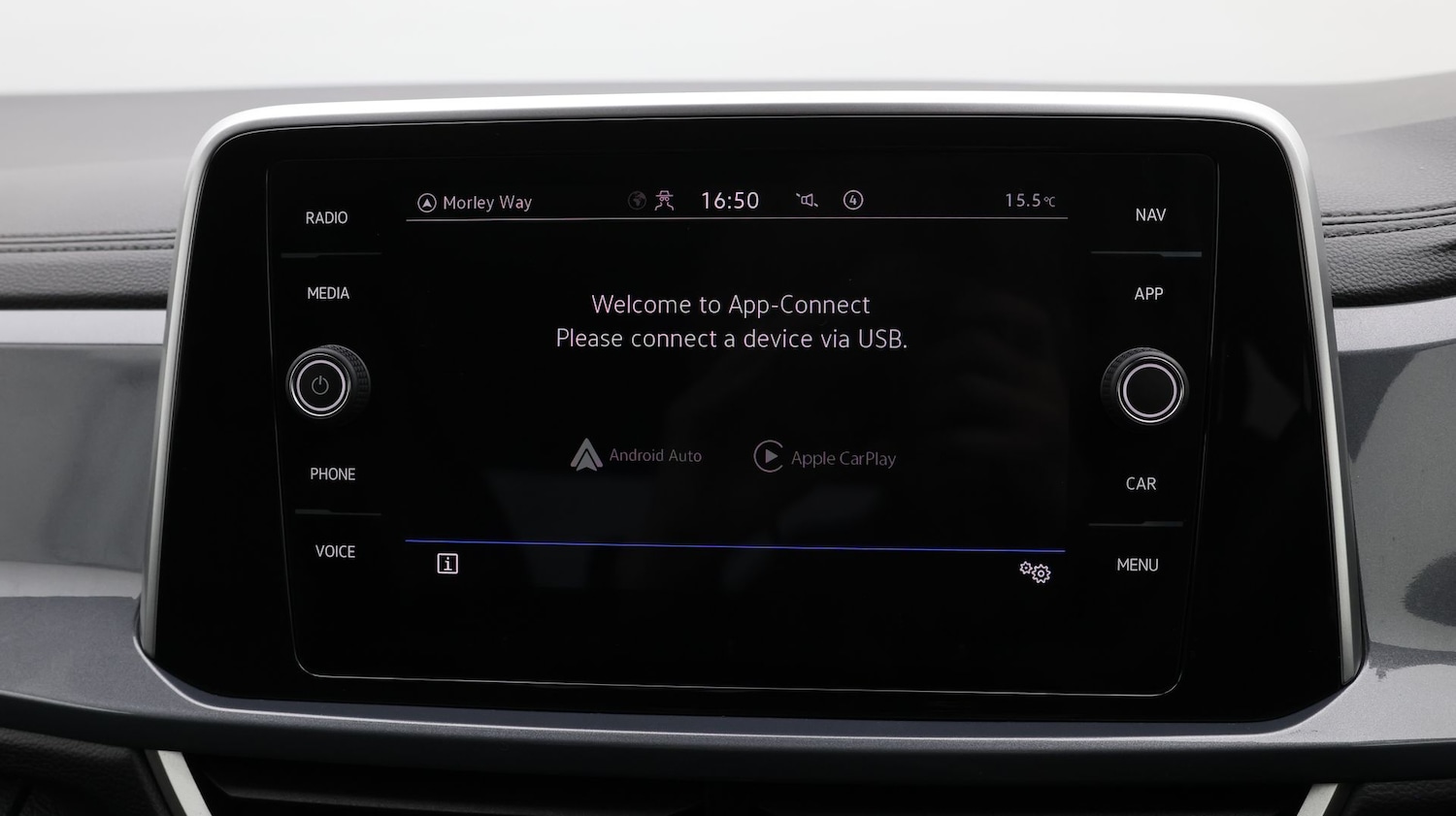 Used Volkswagen T-Roc 2024 for sale - 77262649: Photo 25