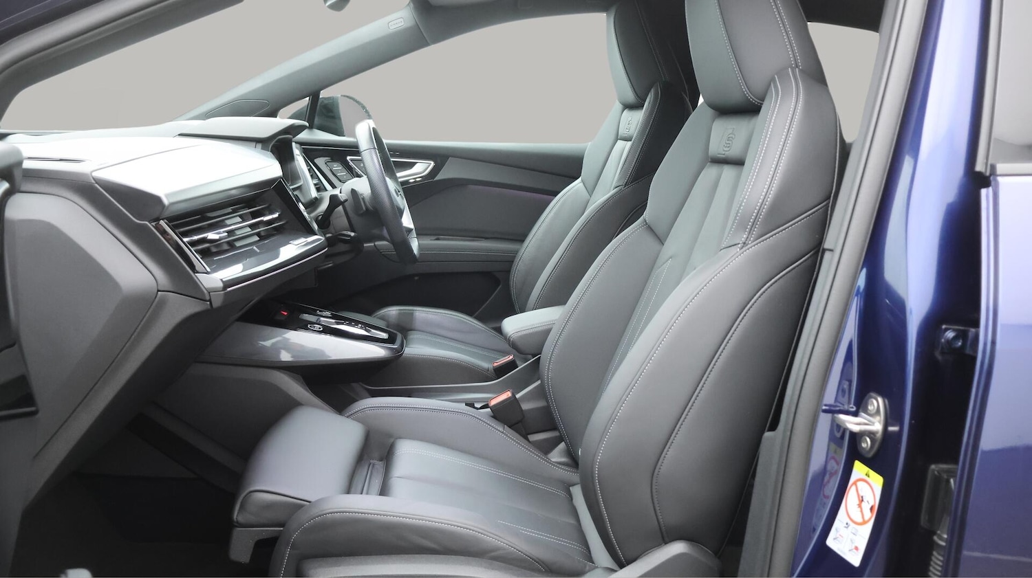 Used Audi Q4 e-tron 2023 for sale - 76159171: Photo 15