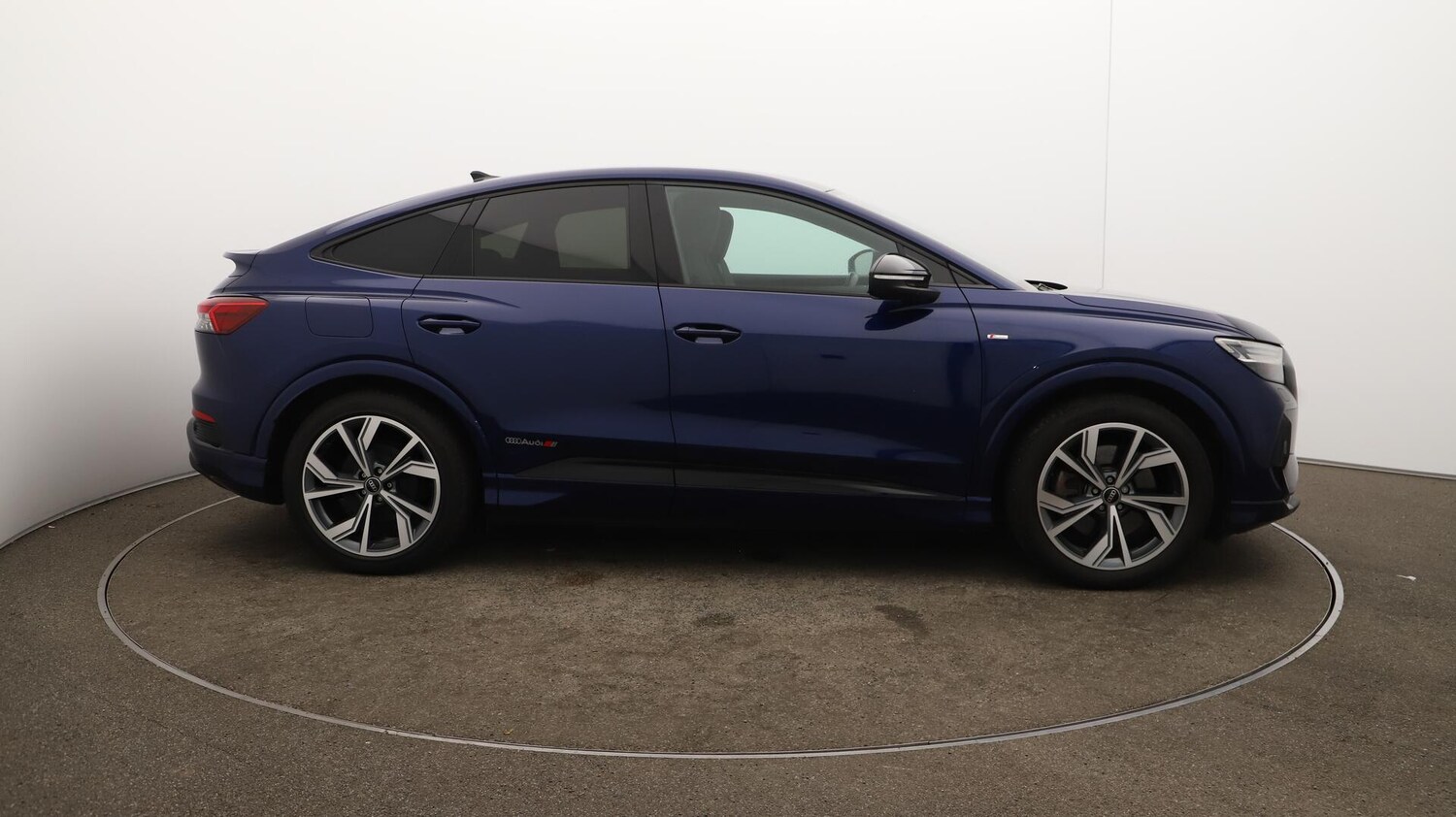 Used Audi Q4 e-tron 2023 for sale - 76159171: Photo 50
