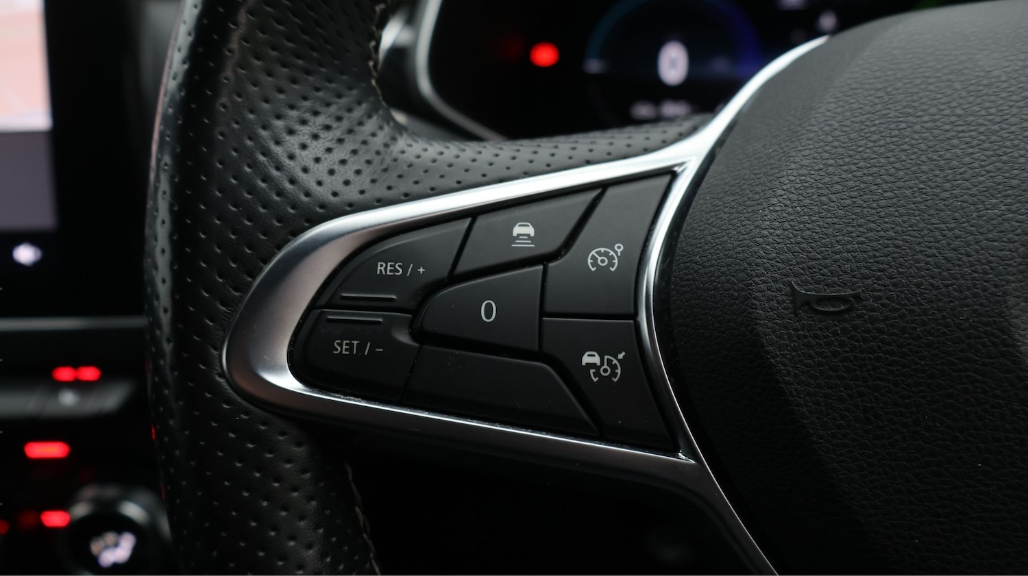 Used Renault Arkana 2023 for sale - 77438010: Photo 22