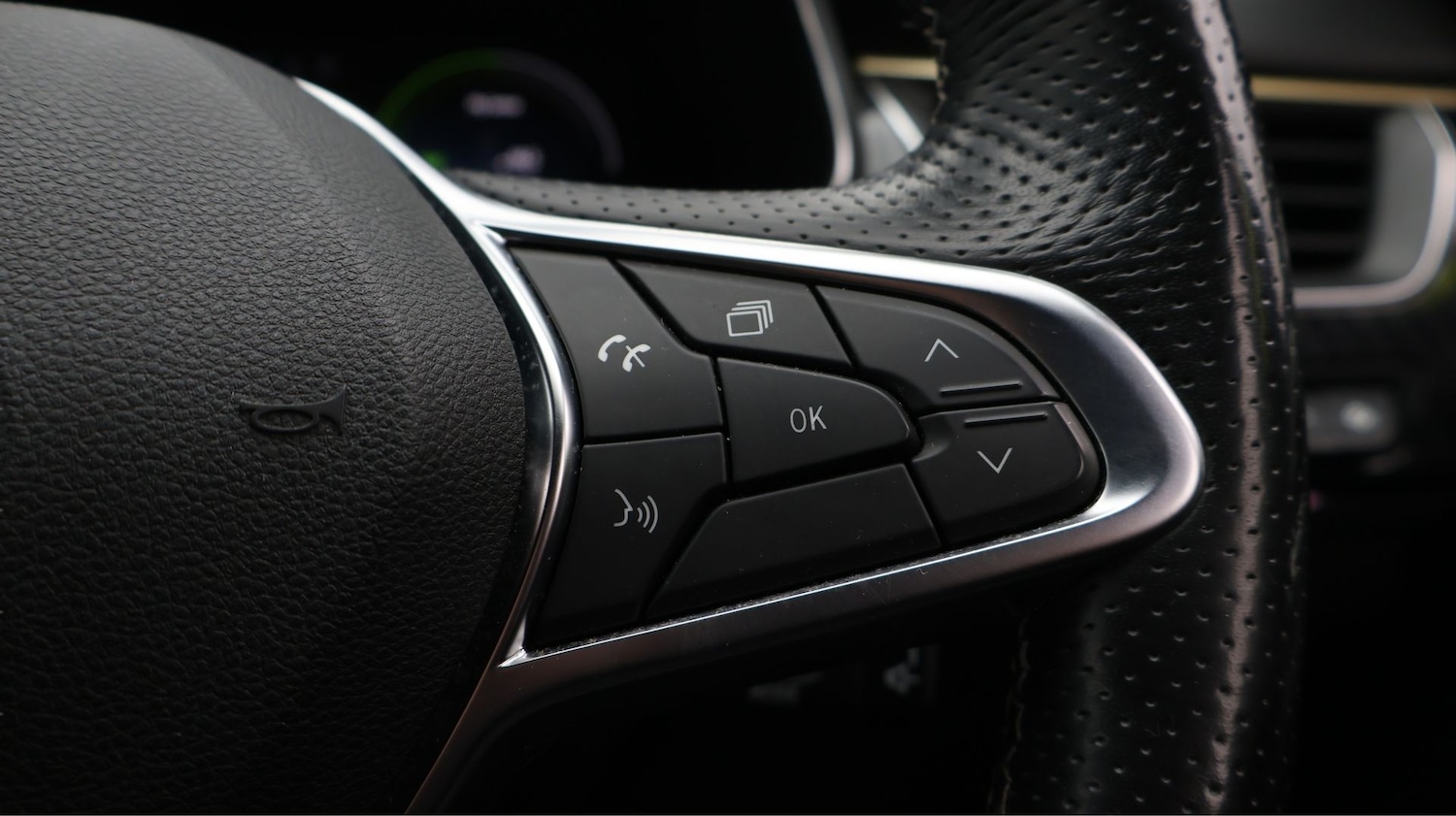 Used Renault Arkana 2023 for sale - 77438010: Photo 24