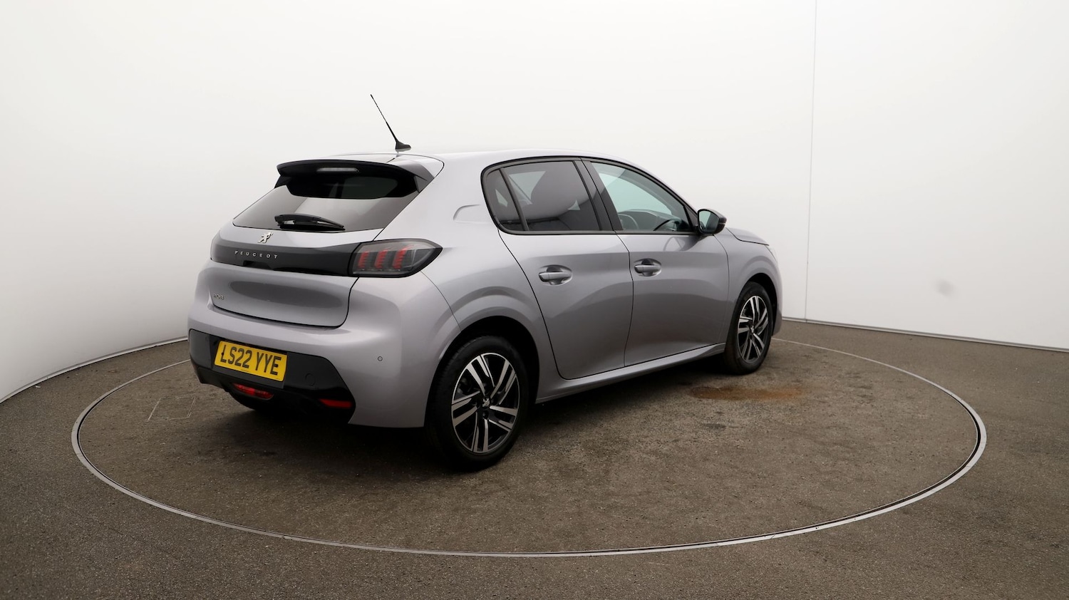 Used Peugeot 208 for sale - 76810459: Photo 48