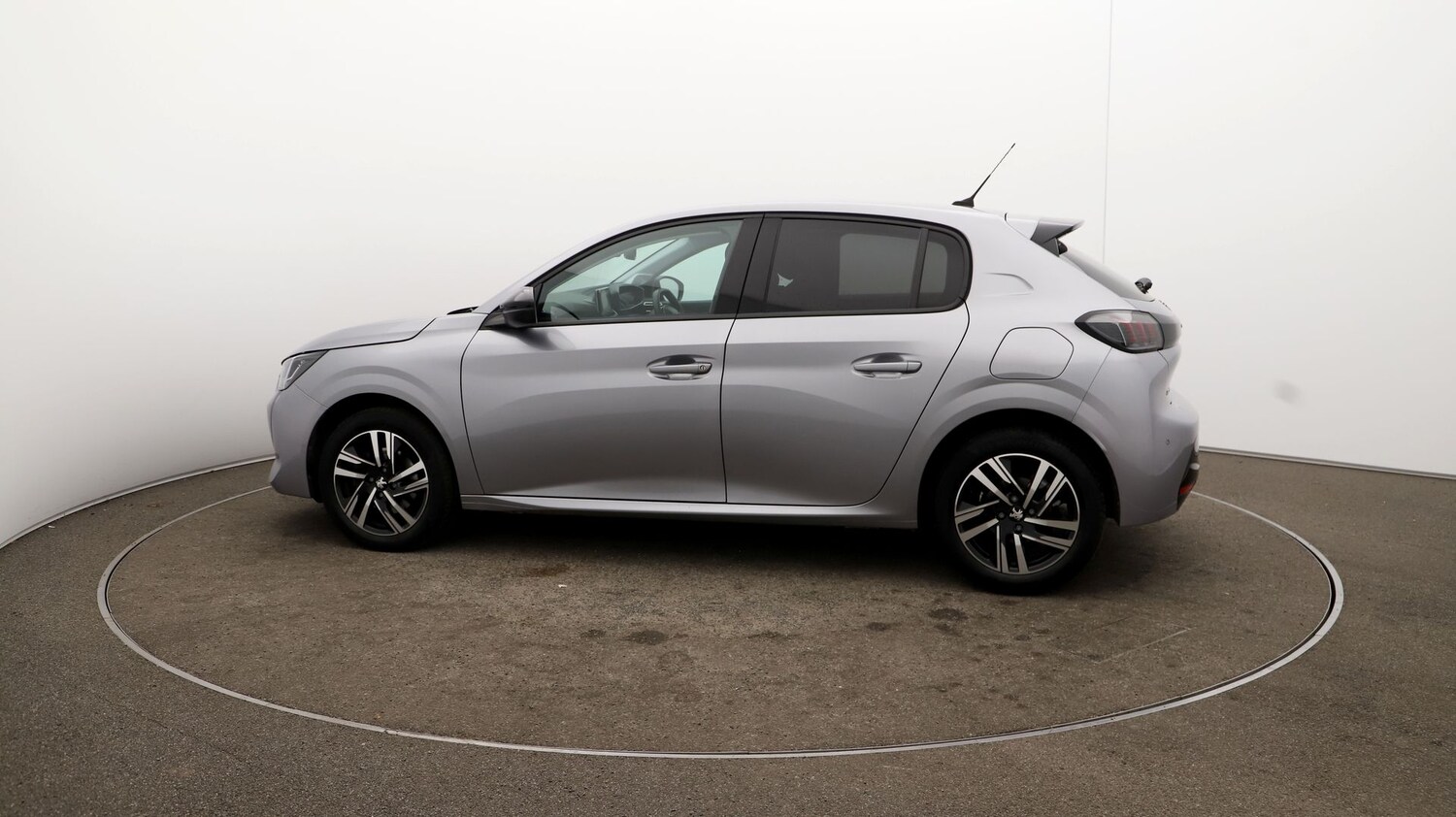 Used Peugeot 208 for sale - 76810459: Photo 52