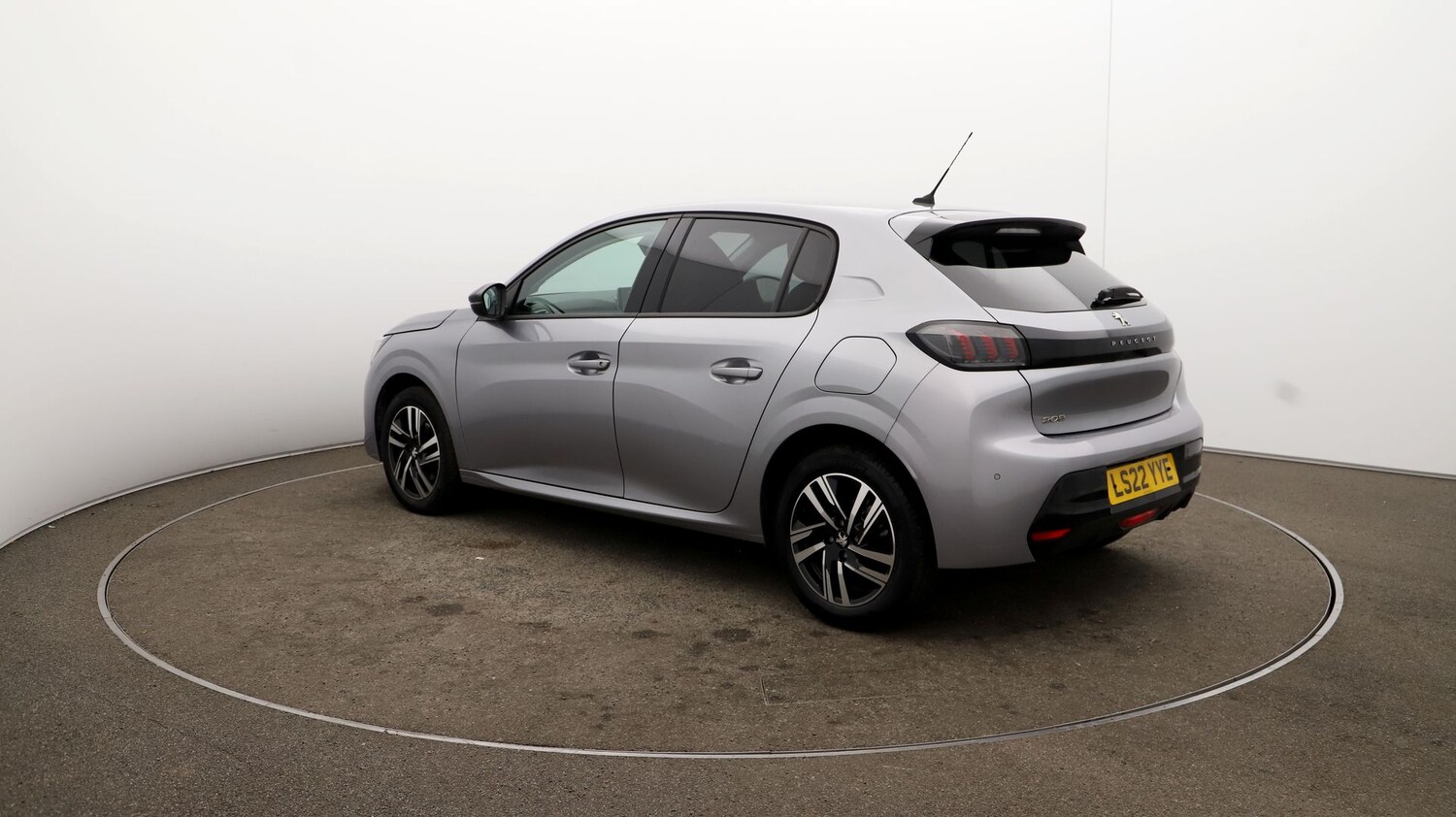 Used Peugeot 208 for sale - 76810459: Photo 57