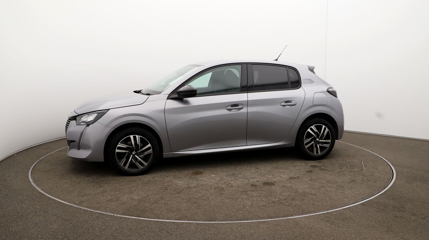 Used Peugeot 208 for sale - 76810459: Photo 60
