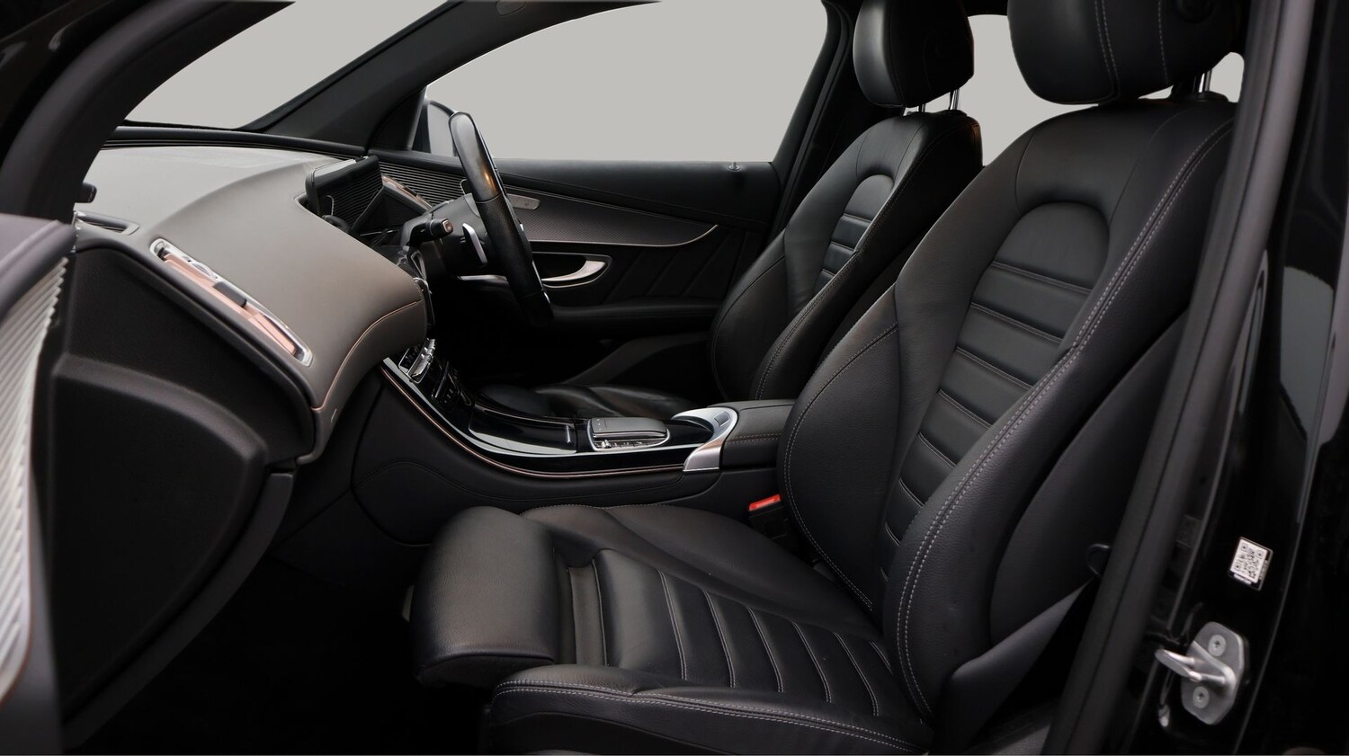 Used Mercedes-Benz EQC 2020 for sale - 77240411: Photo 14