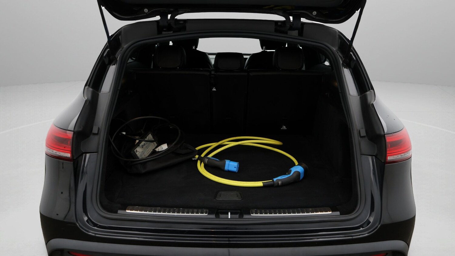 Used Mercedes-Benz EQC 2020 for sale - 77240411: Photo 17