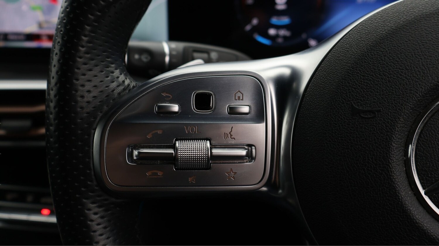 Used Mercedes-Benz EQC 2020 for sale - 77240411: Photo 25