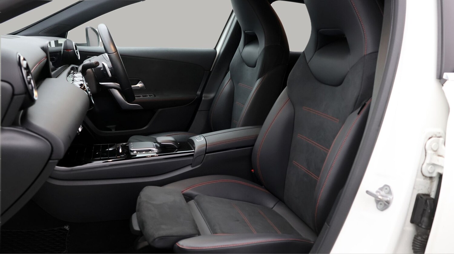 Used Mercedes-Benz A-Class for sale - 77864637: Photo 14