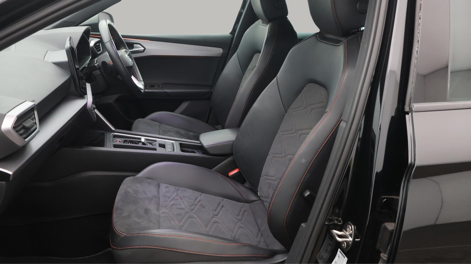 Used SEAT Leon 2022 for sale - 76499342: Photo 15