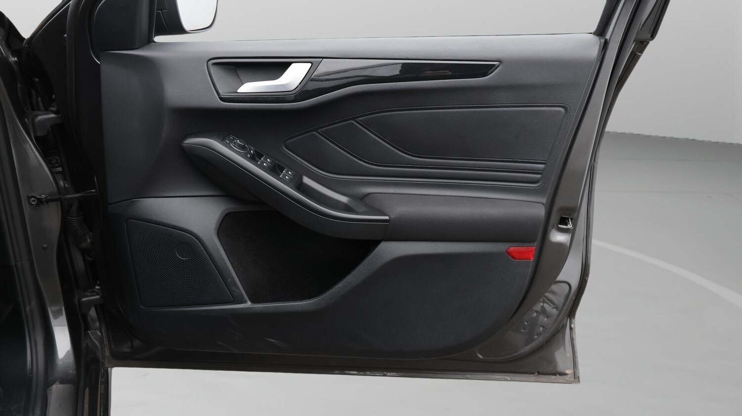 Used Ford Focus 2023 for sale - 76425846: Photo 16