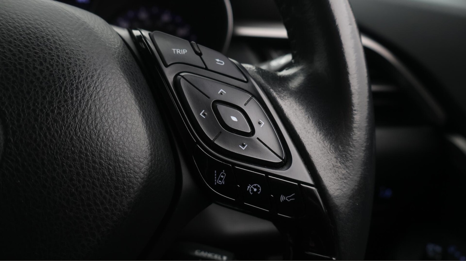 Used Toyota C-HR 2020 for sale - 76433252: Photo 26