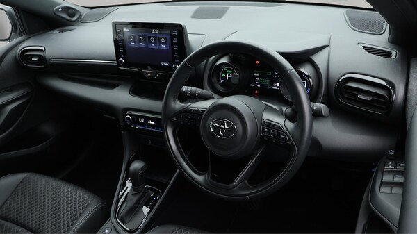 Used Toyota Yaris 2022 for sale - 75741388: Photo 10