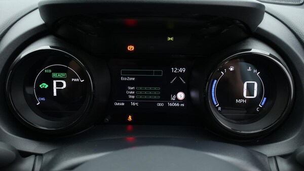 Used Toyota Yaris 2022 for sale - 75741388: Photo 11