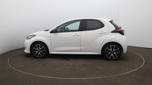 Used Toyota Yaris 2022 for sale - 75741388: Photo 64