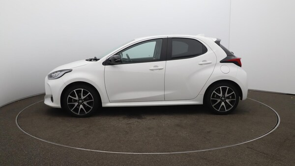 Used Toyota Yaris 2022 for sale - 75741388: Photo 65