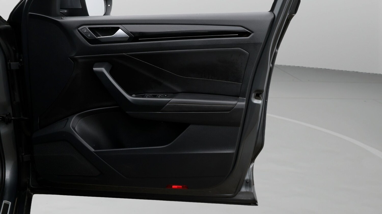 Used Volkswagen T-Roc 2022 for sale - 77592287: Photo 15