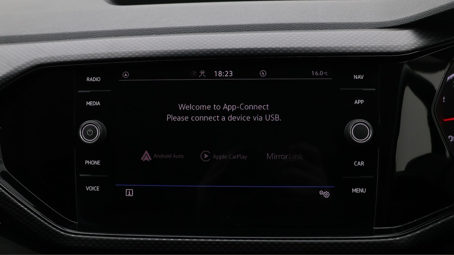 Used Volkswagen T-Cross 2021 for sale - 77452862: Photo 22