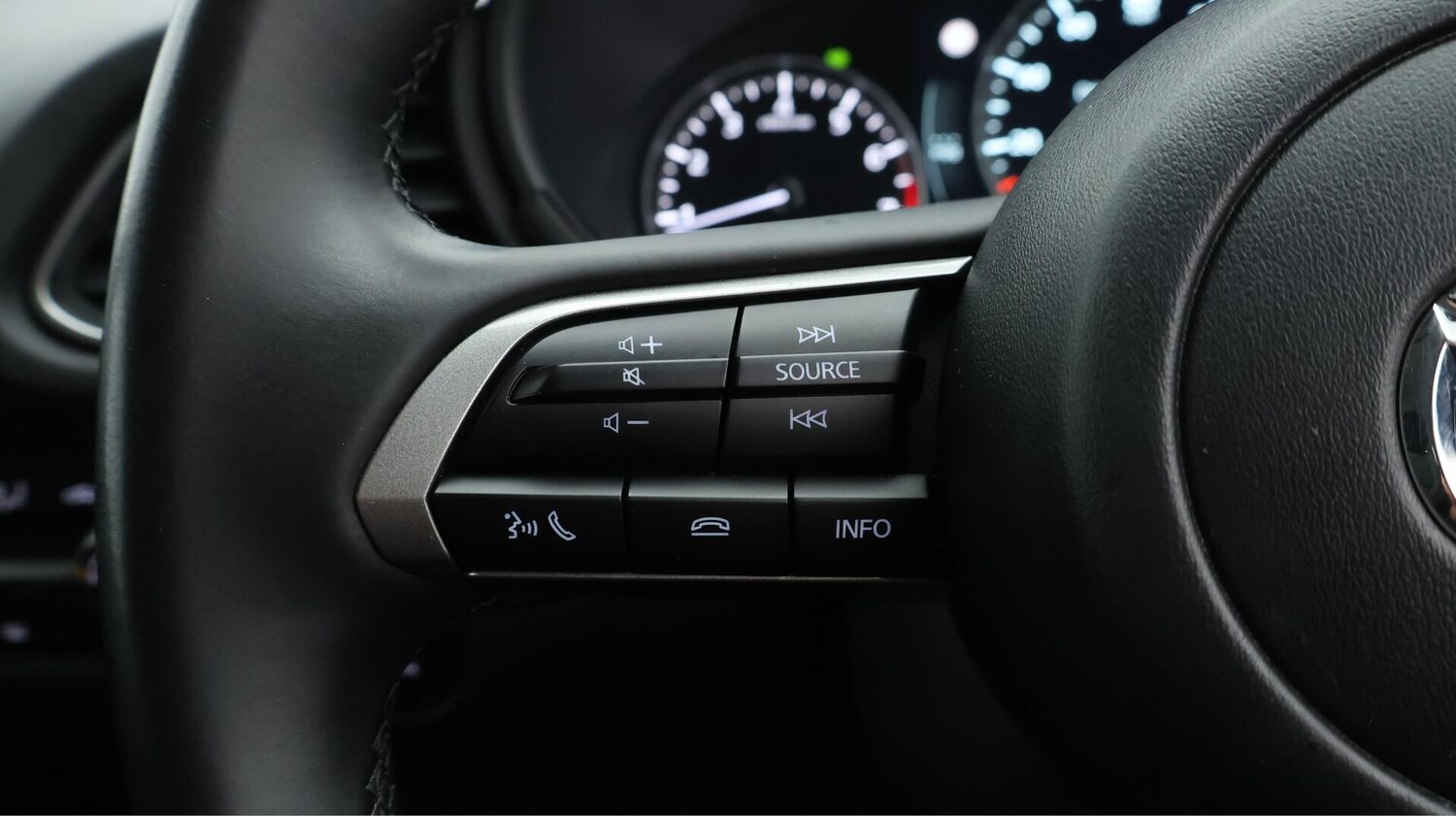 Used Mazda CX-30 2025 for sale - 76013190: Photo 25