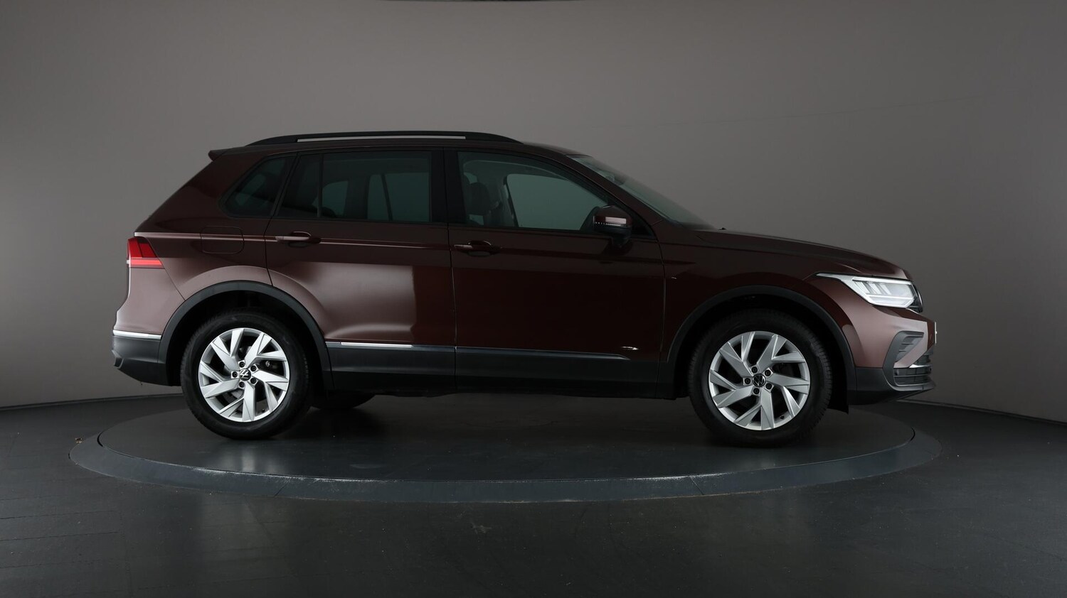 Used Volkswagen Tiguan 2021 for sale - 76671255: Photo 61