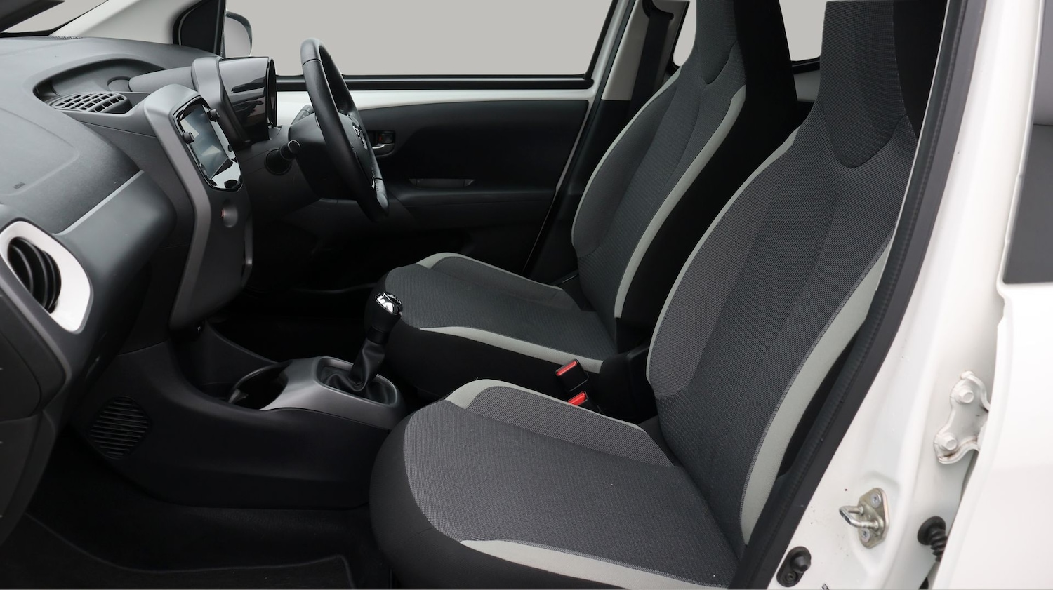 Used Toyota AYGO 2021 for sale - 77437997: Photo 14