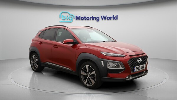 Used Hyundai KONA 2019 for sale - 76269905: Photo 2