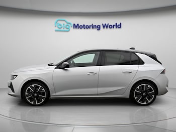 Used Vauxhall Astra 2024 for sale - 79583060: Photo