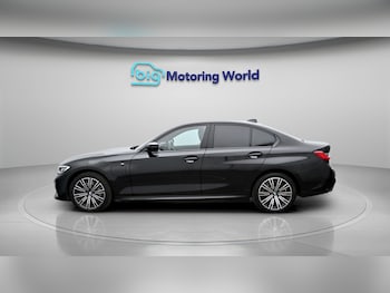 Used BMW 3 Series 2019 for sale - 77919179: Photo