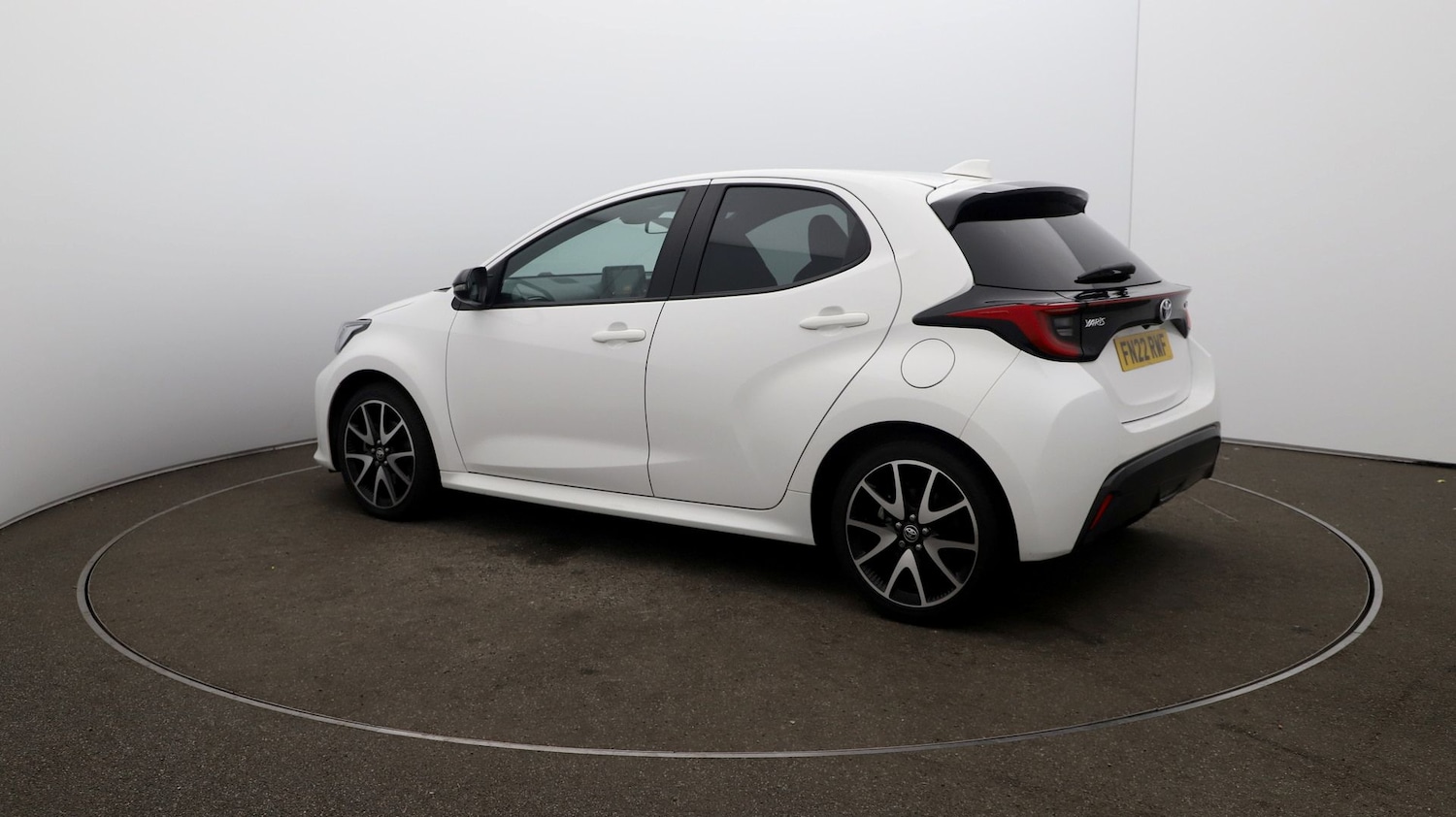 Used Toyota Yaris 2022 for sale - 76810130: Photo 28
