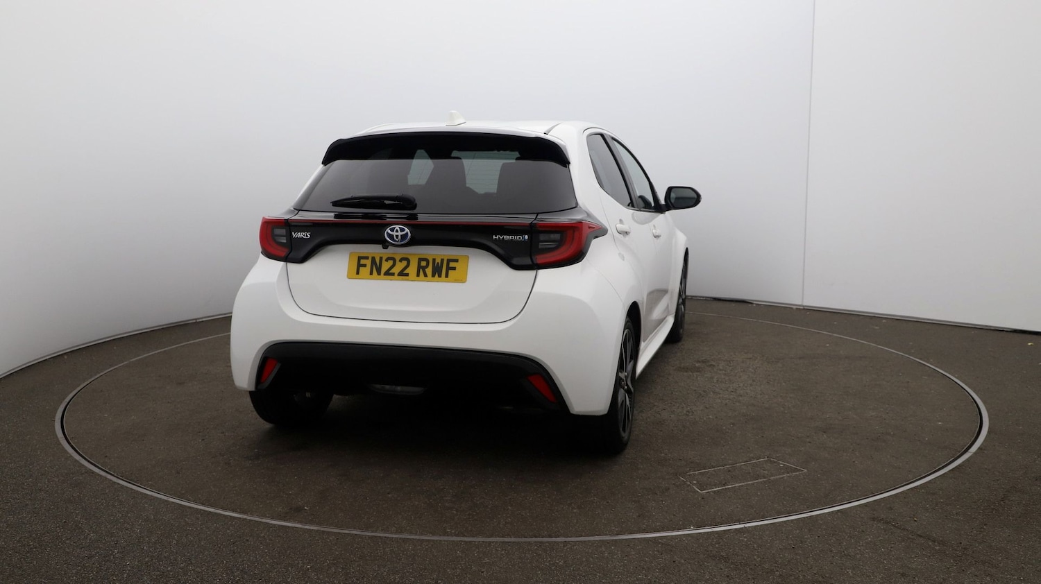 Used Toyota Yaris 2022 for sale - 76810130: Photo 48