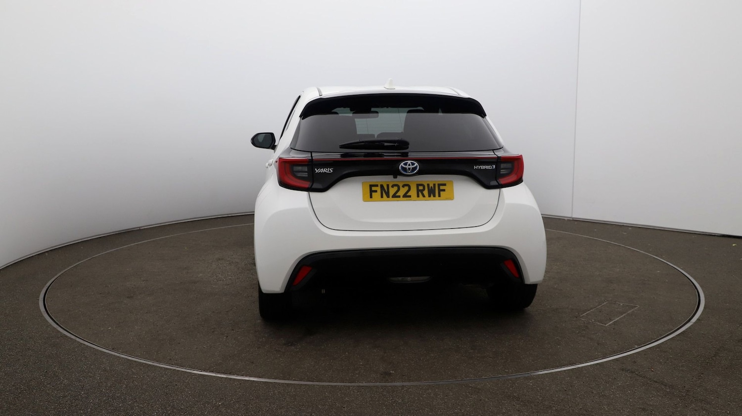 Used Toyota Yaris 2022 for sale - 76810130: Photo 51