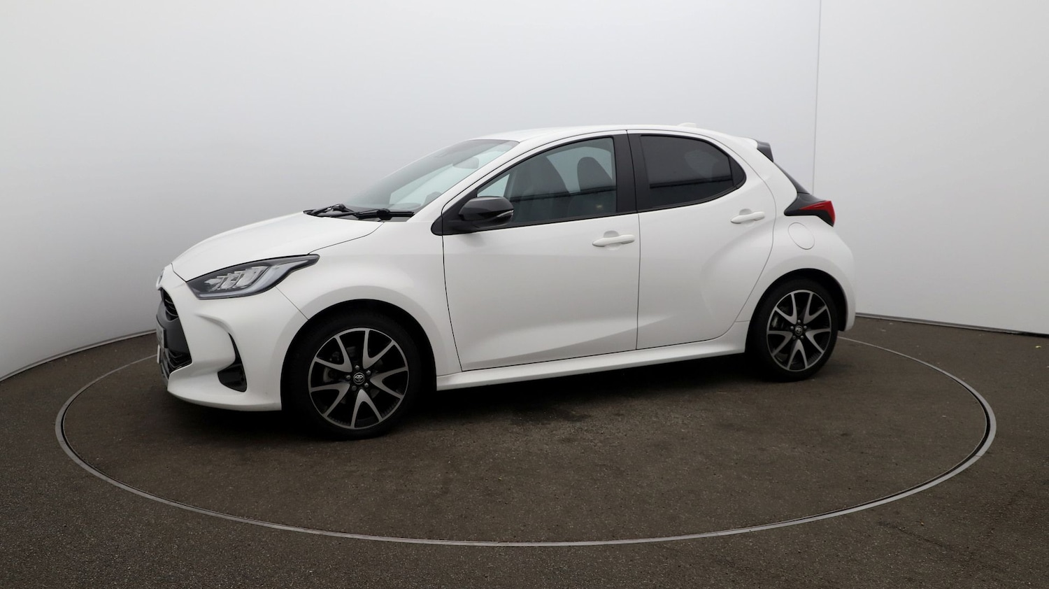 Used Toyota Yaris 2022 for sale - 76810130: Photo 59