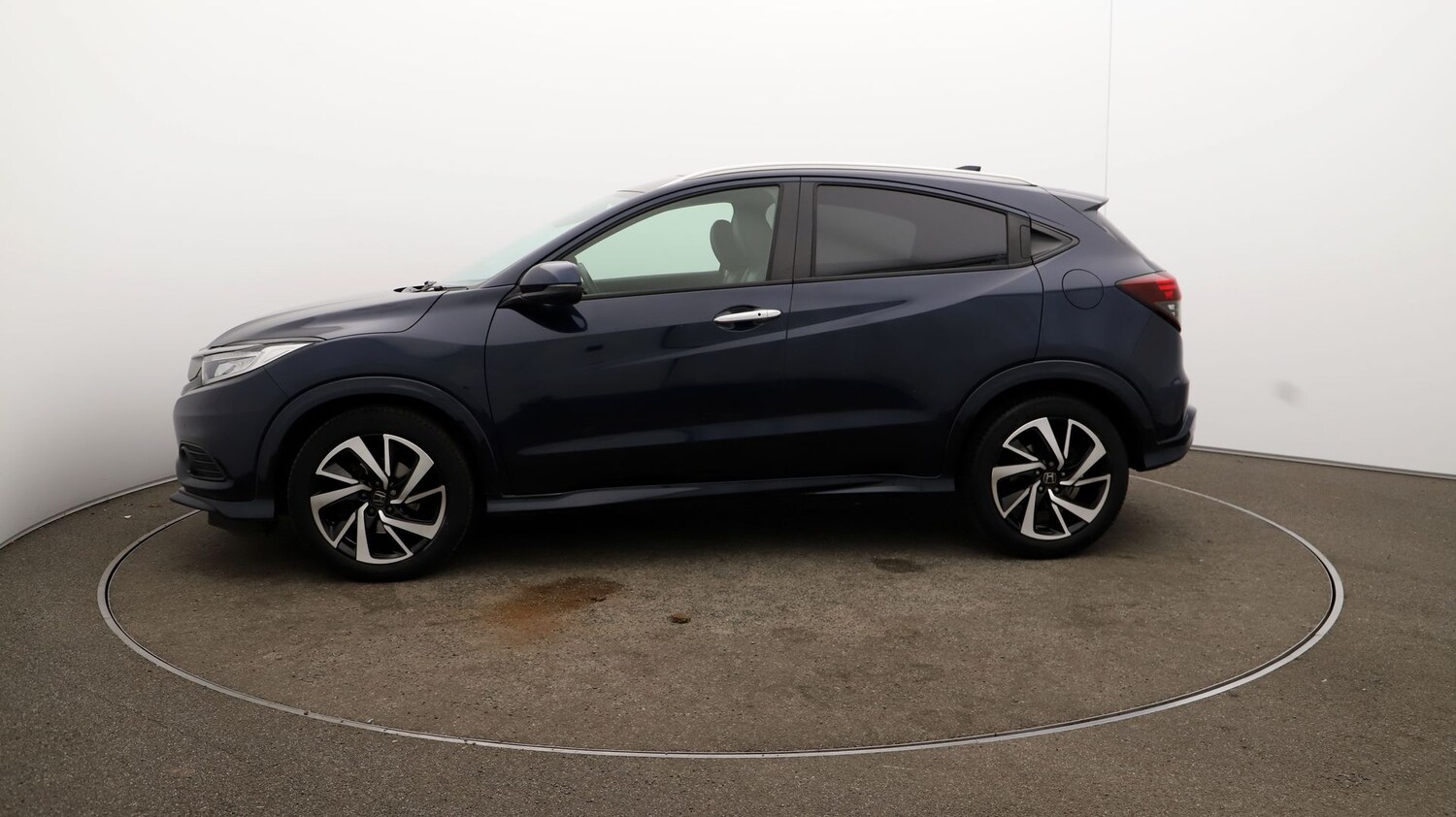 Used Honda HR-V for sale - 76810110: Photo 57