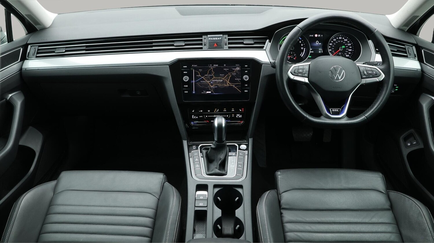 Used Volkswagen Passat for sale - 76735049: Photo 14