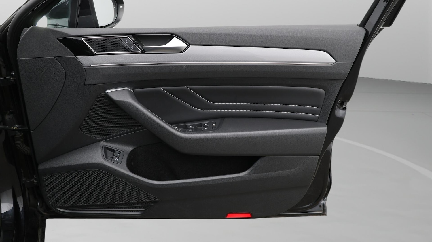 Used Volkswagen Passat for sale - 76735049: Photo 16