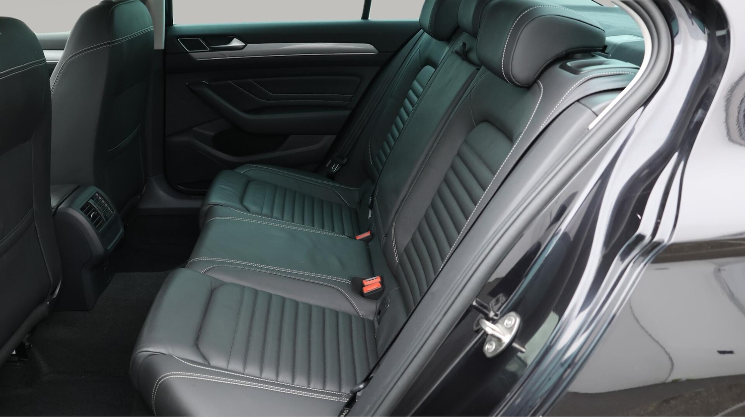 Used Volkswagen Passat for sale - 76735049: Photo 17