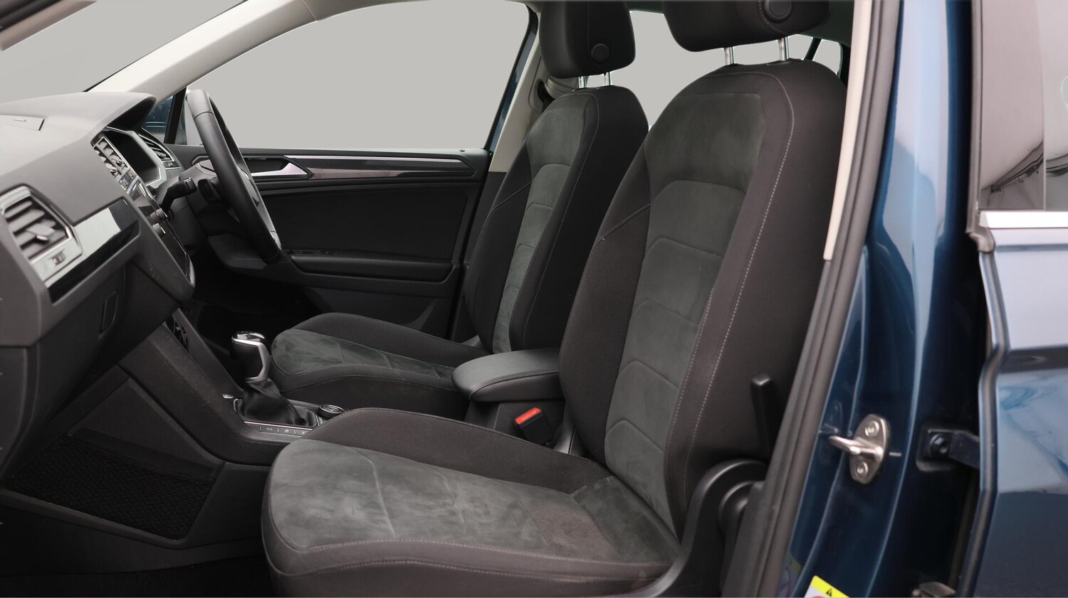 Used Volkswagen Tiguan 2022 for sale - 76644888: Photo 15