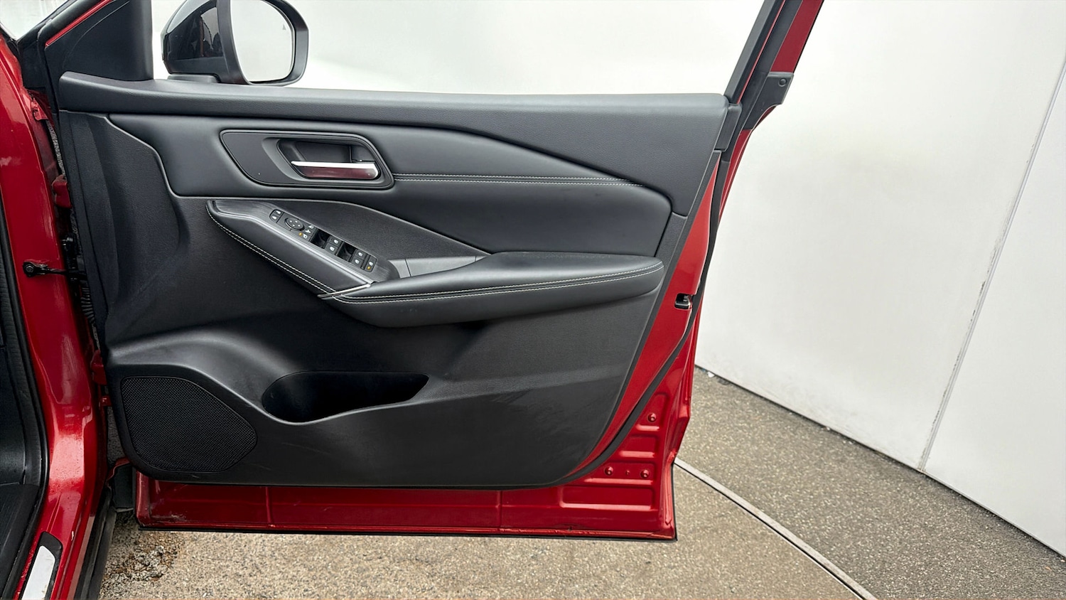 Used Nissan Qashqai for sale - 77921635: Photo 14